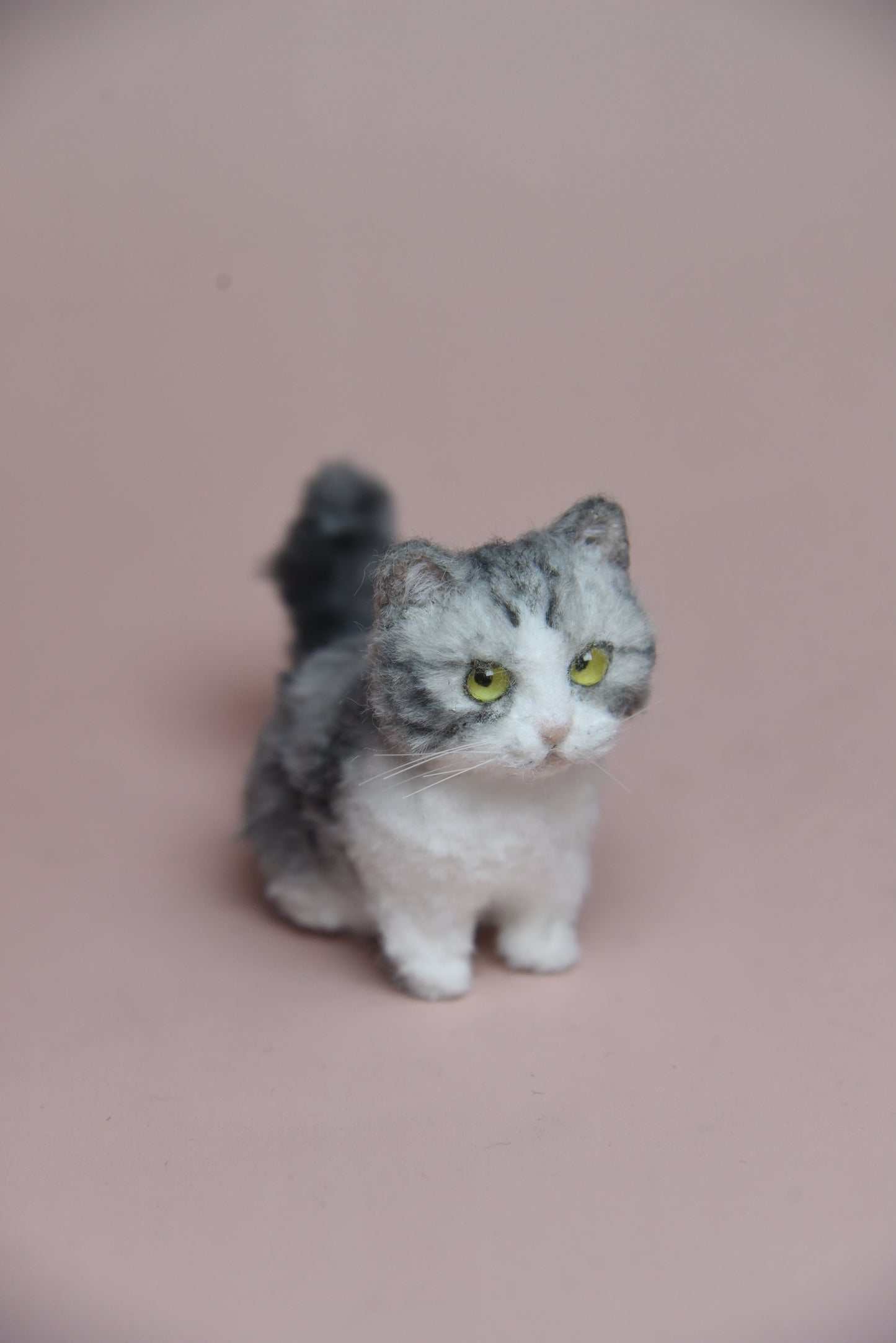 Joybly Miniature Cat Sculpture