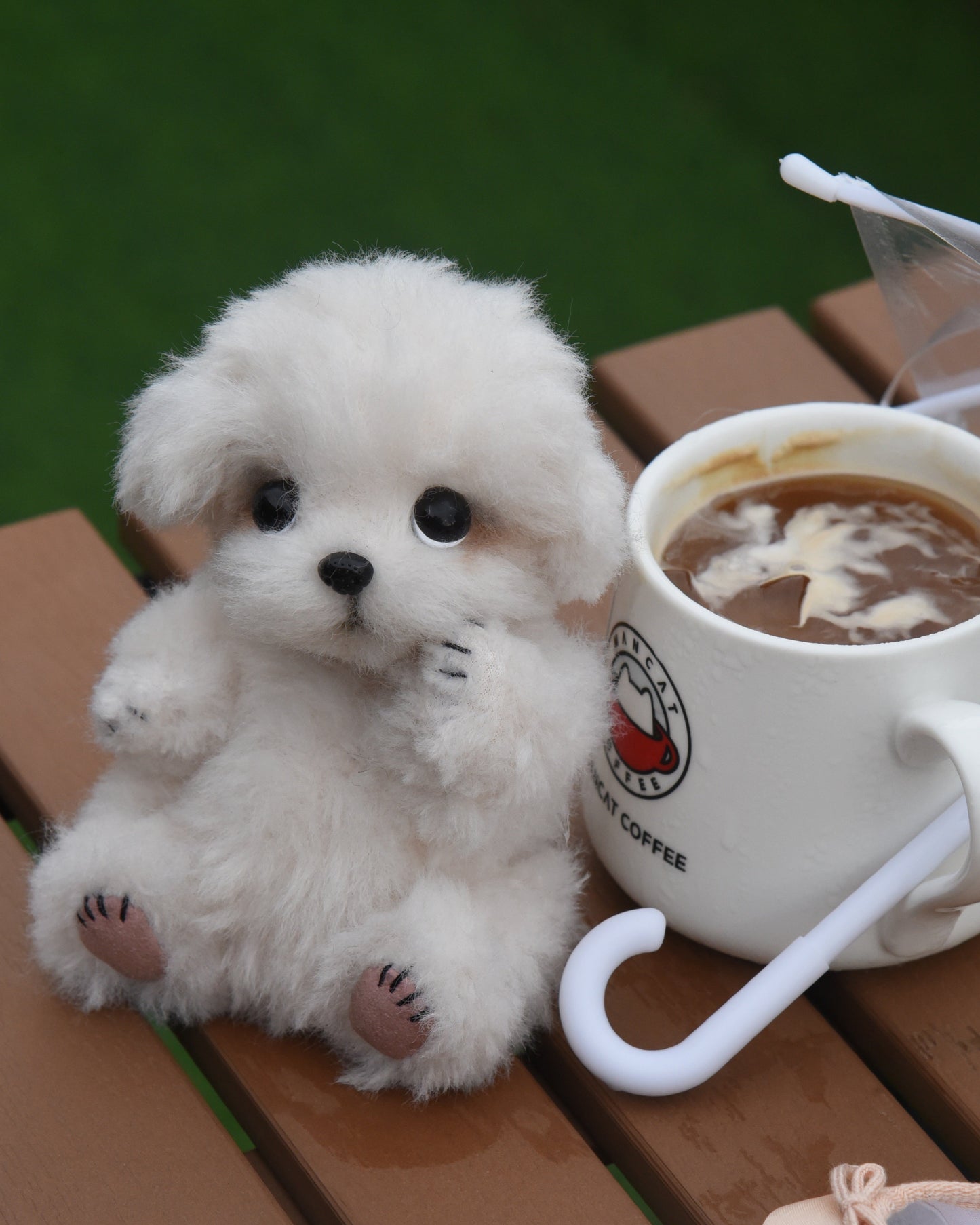 Joybly Vanilla Bichon Fris with Movable Joints